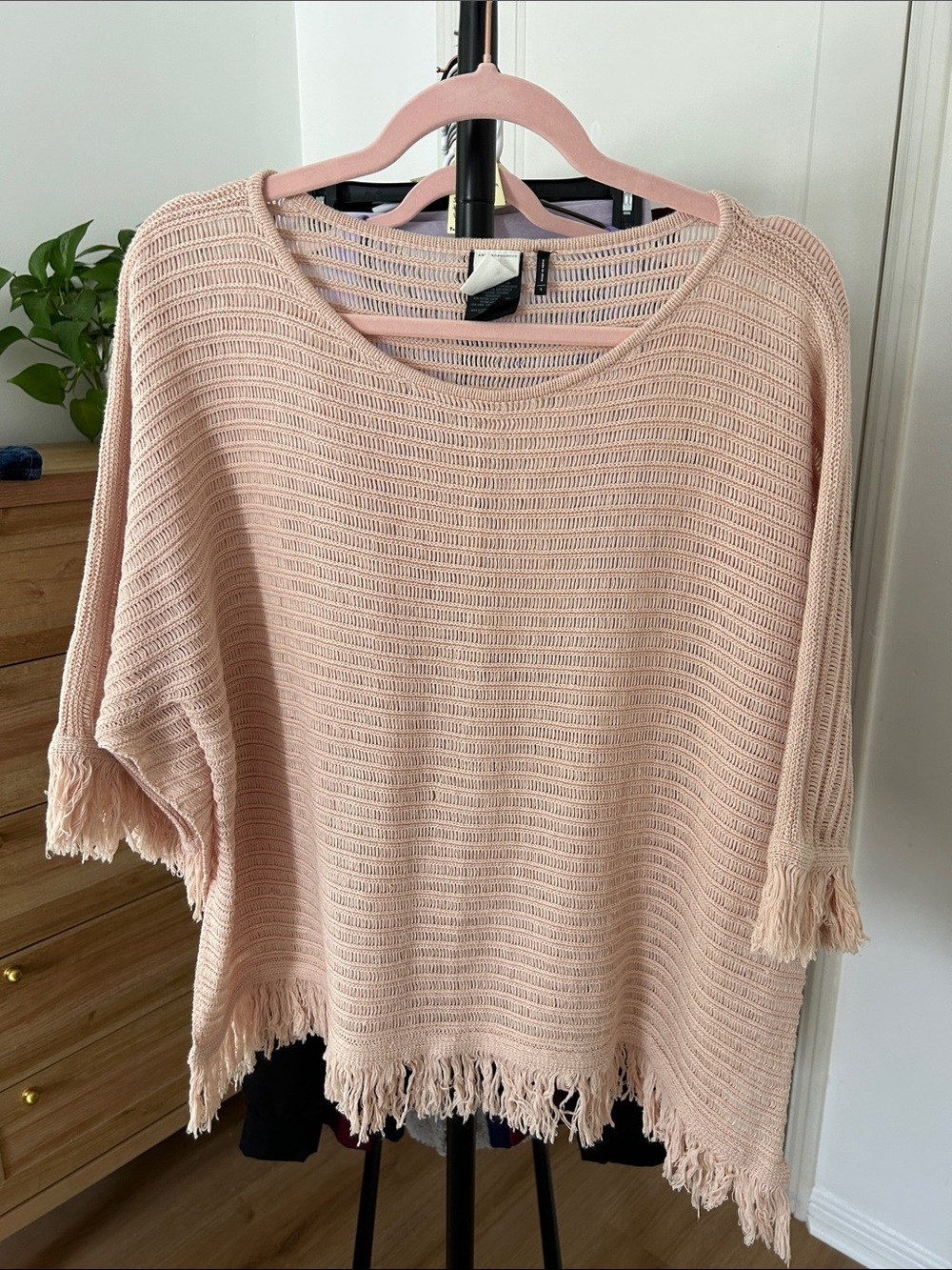 Anthropologie Beach Coverup. Size small. PTP 24”. Oversized. Light pink.